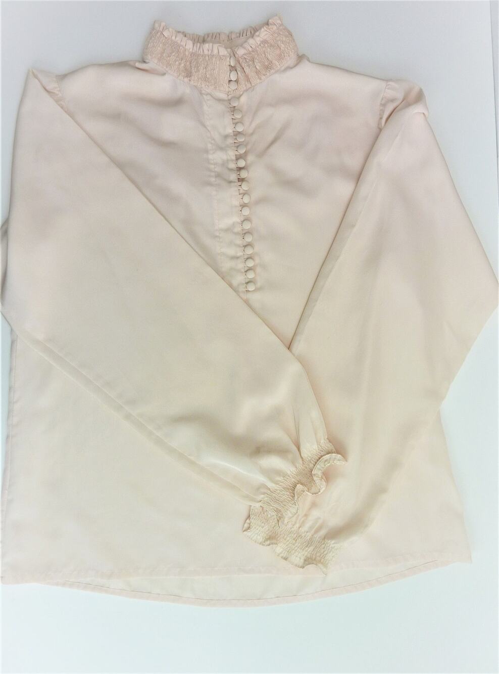Macys Blouse Womens 10 Satin Cream Blush Nude Button Long Sleeve Vintage